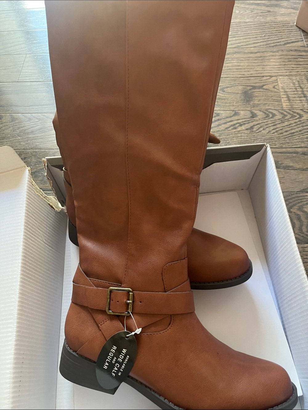 Womenâs Brown Mid-Calf Riding Boots